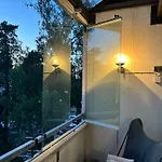 Haukilahti, 3 Rooms, Kitchen And Parking Place شقة إسبو
