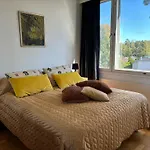 Haukilahti, 3 Rooms, Kitchen And Parking Place شقة إسبو