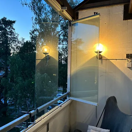 Haukilahti, 3 Rooms, Kitchen And Parking Place 公寓 艾斯堡