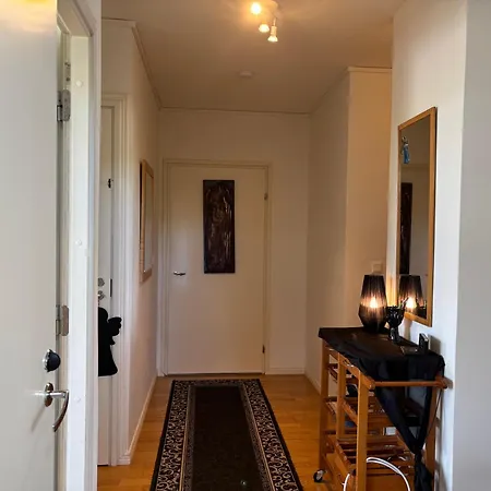 Apartman Haukilahti, 3 Rooms, Kitchen And Parking Place Espoo